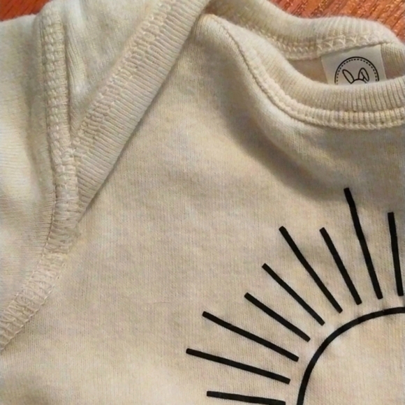 1st Birthday Outfit - Picture 6 of 6